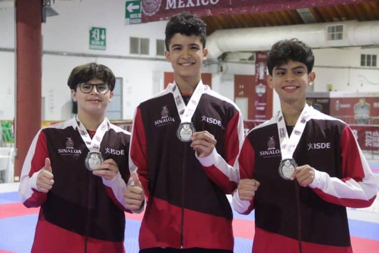 Suma Karate tres medallas más