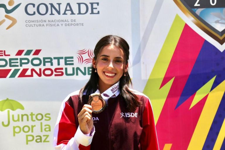 Paola Ramos gana medalla de bronce