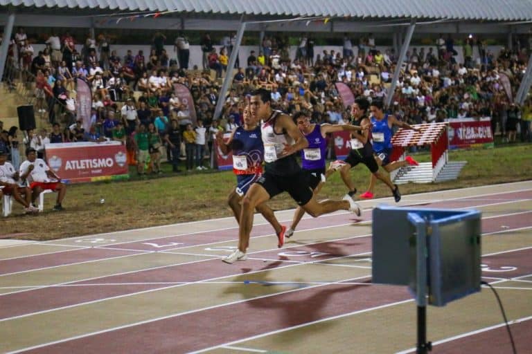 José Rodríguez gana oro y empata marca de Nacionales Conade