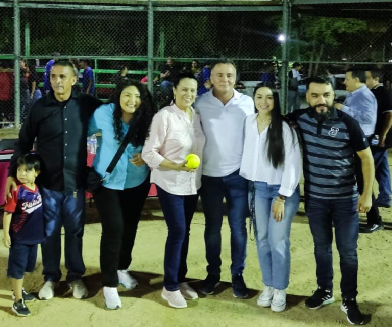 Inaugura director del IMDEC temporada de la Liga Municipal de Softbol Parque Culiacán