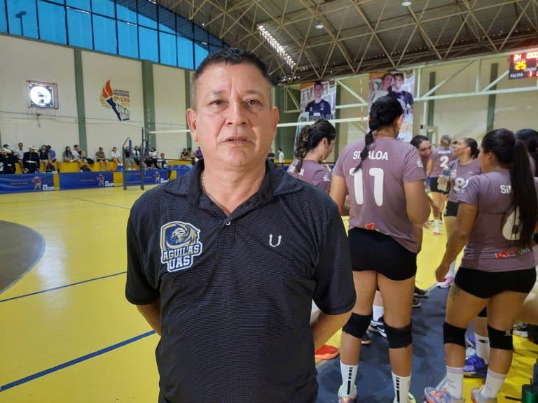 Fidel Patrón, es el nuevo coach de las Águilas UAS de voleibol femenil