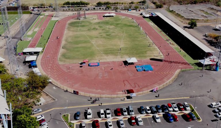 Inician trabajos de rehabilitación de la pista de atletismo del CAR