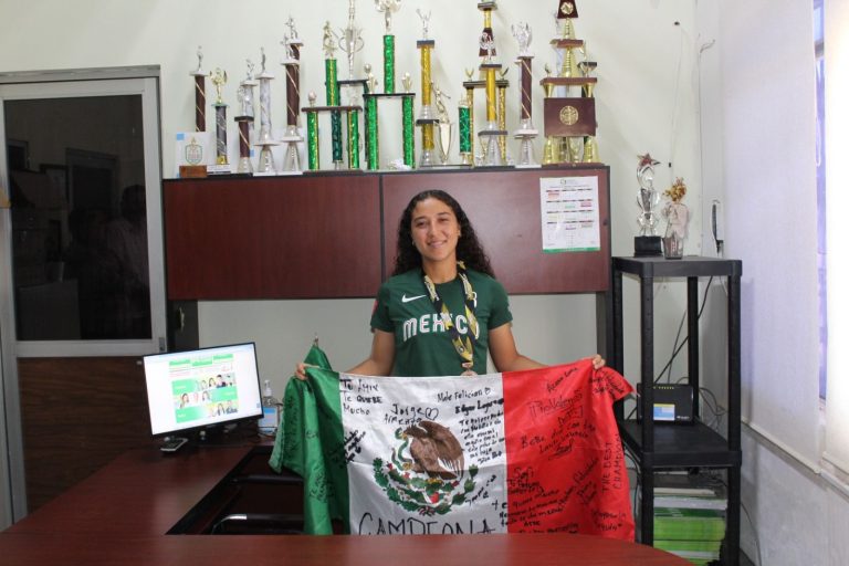 En Turquía, alumna de COBAES consigue medalla de Bronce para México en Baseball 5 World Cup Youth