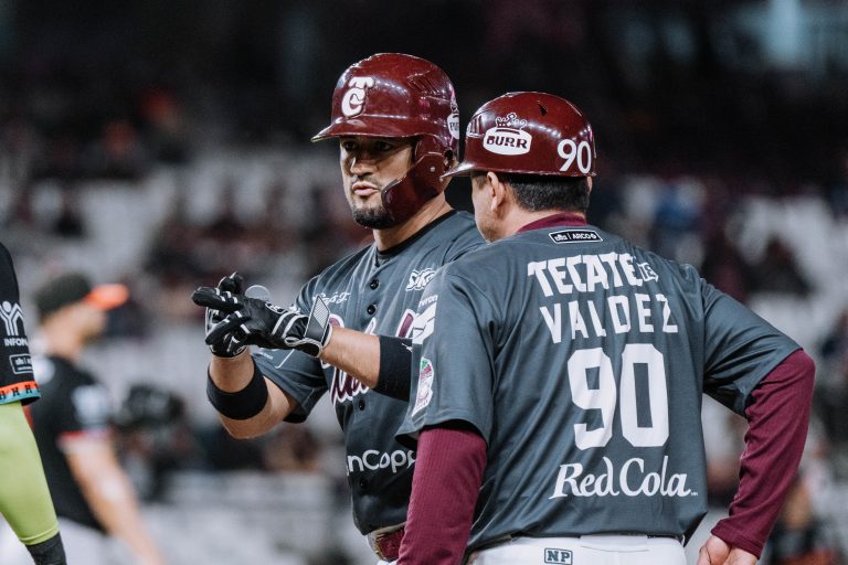 Tomateros pelea hasta el último out en el tercero del Clásico de la LMP