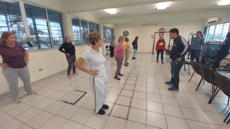 En la UAS los adultos mayores también tienen espacio para activación física