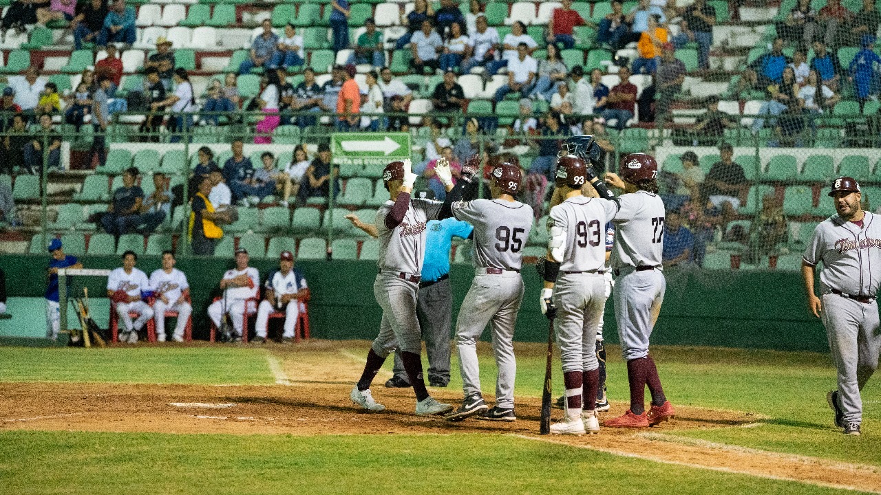 Tres tablazos poderosos le dan la victoria a Tomateros