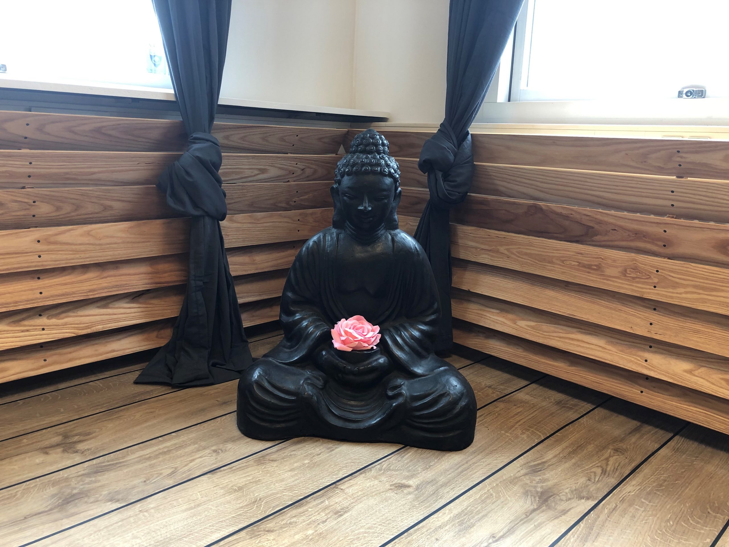 HSH - Yoga lokale Buddha