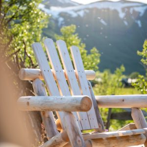 fjellstol i log rundstokk