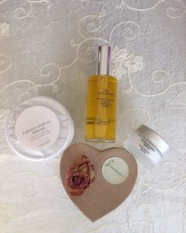 IMG_4566 Glow nordic 2 in 1 face cleanser, Korund krystaller og anti-age creme.