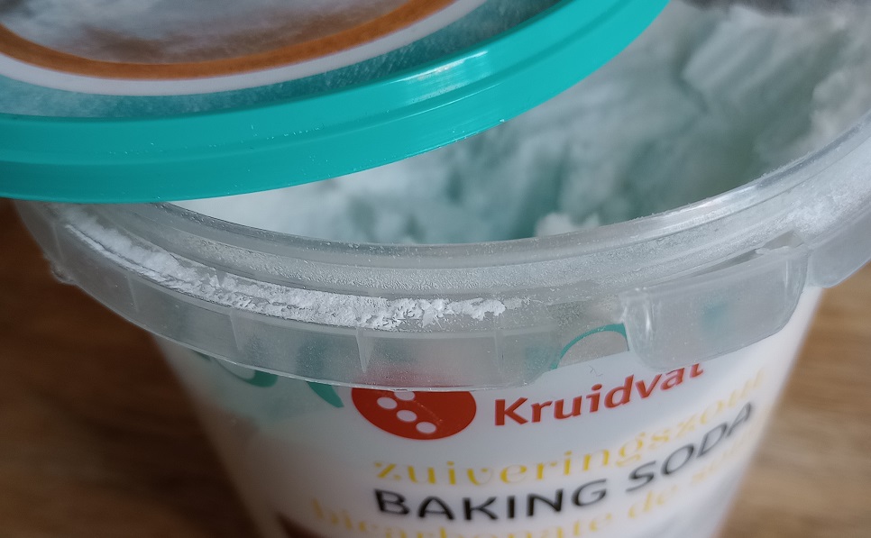 Wat is het verschil tussen azijn en schoonmaakazijn? Huishoudwiki.nl Huishoudtips uit oma's tijd Wat is het verschil tussen azijn en schoonmaakazijn? Huishoudwiki.nl Huishoudtips uit oma's tijd