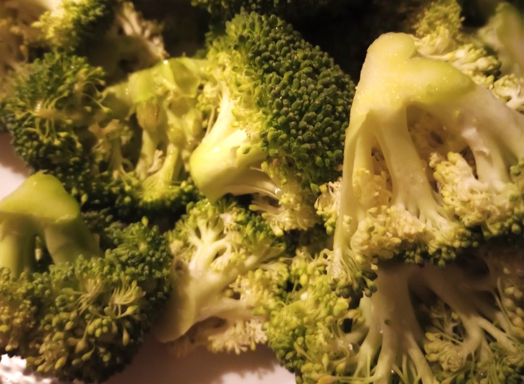 Nooit meer kleine beestjes in Broccoli ontdekken, zo maak je broccoli goed schoon. foto: SvdEnt
