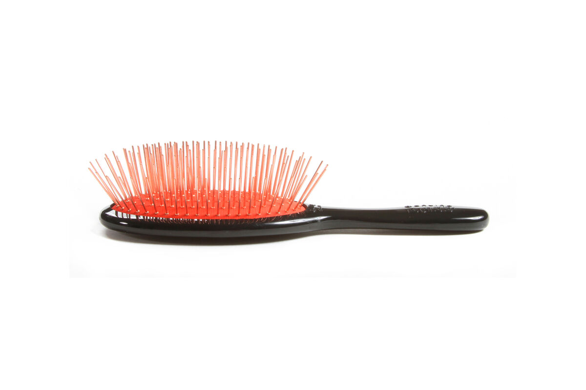 Bass elite pin brush 3