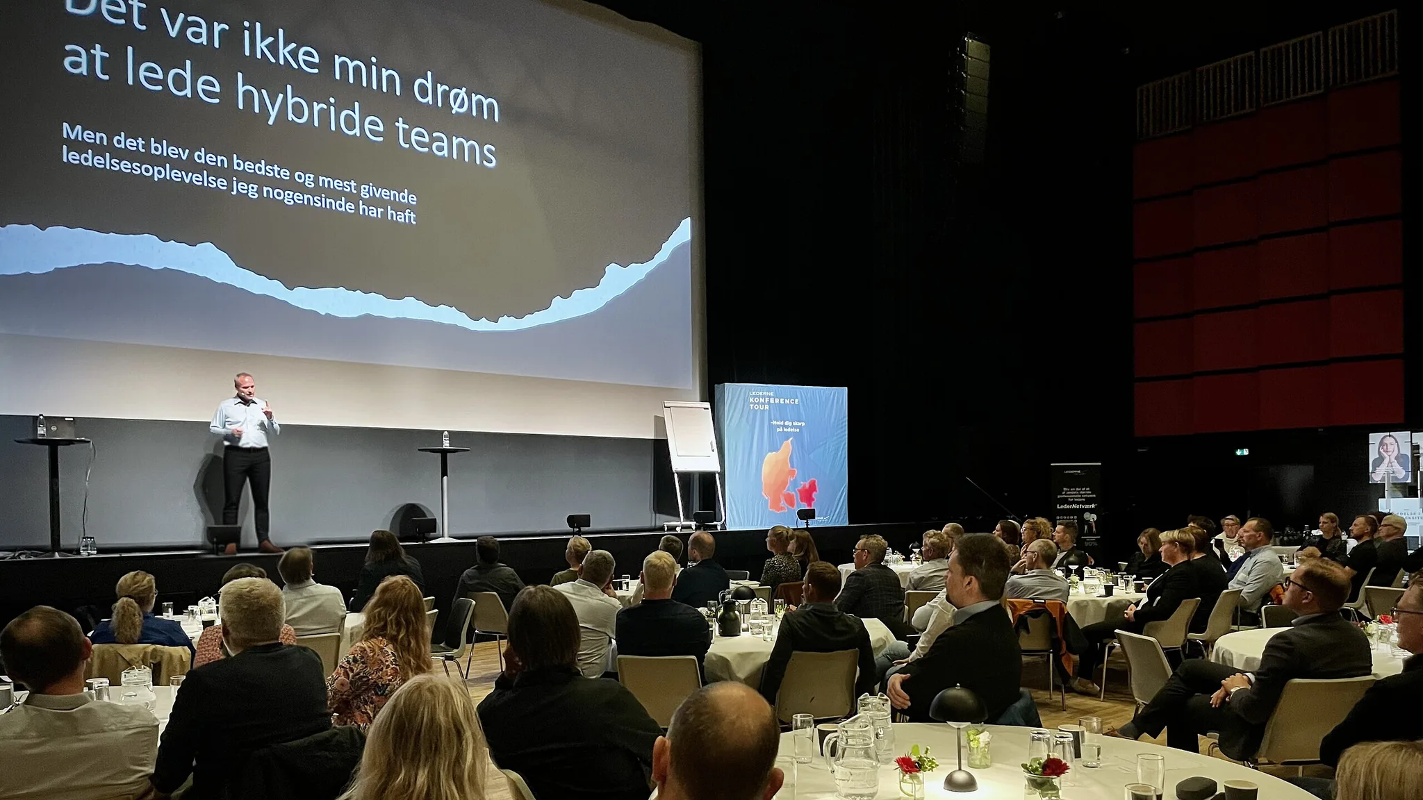 Jesper Riedel giving a talk to a full room