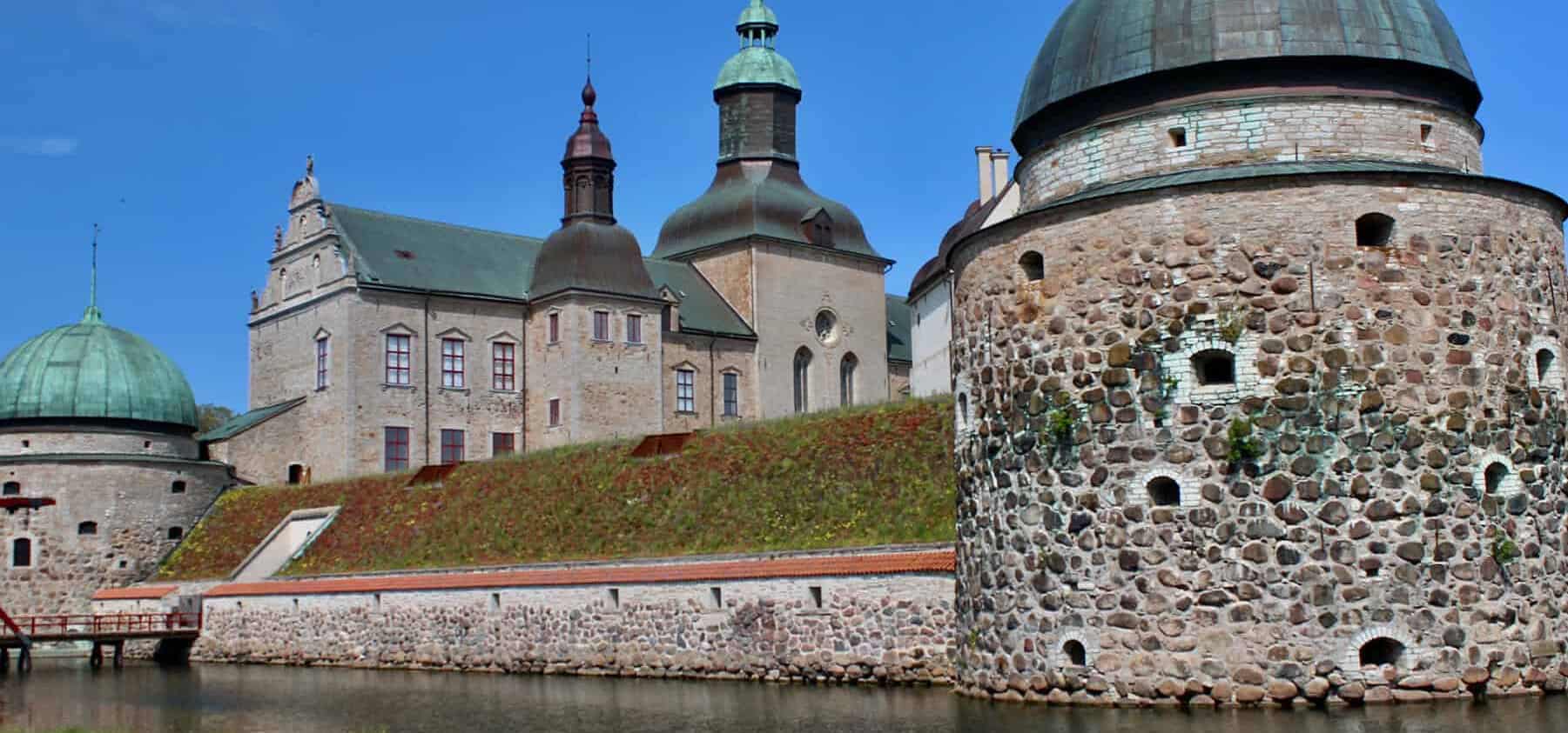 VADSTENA – MED UTSIKT TIL SLOTTET