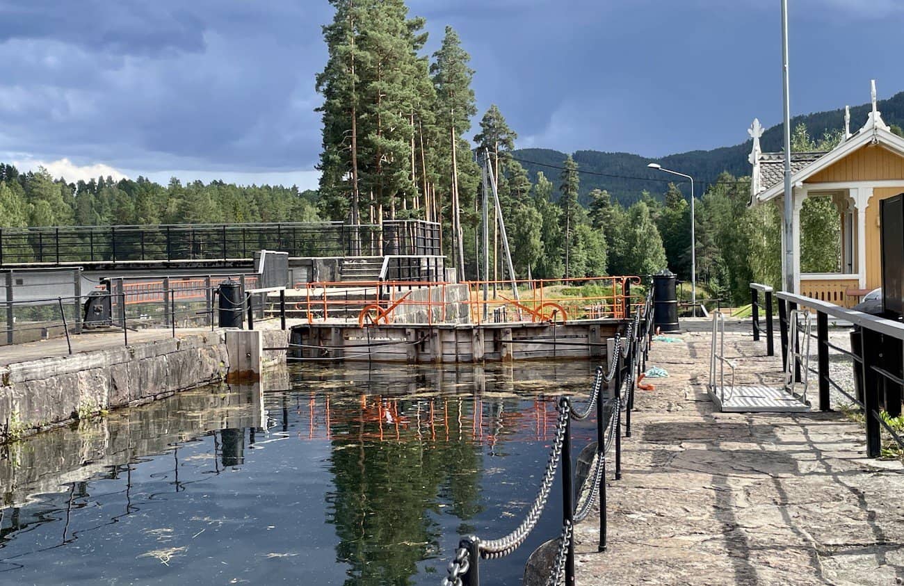 EN BIT AV TELEMARKSKANALEN