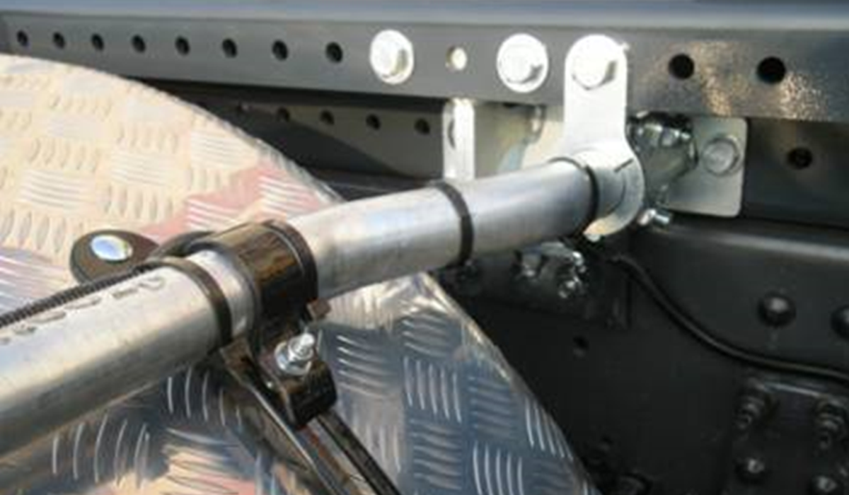 Easy-to-bolt-on-mudguards