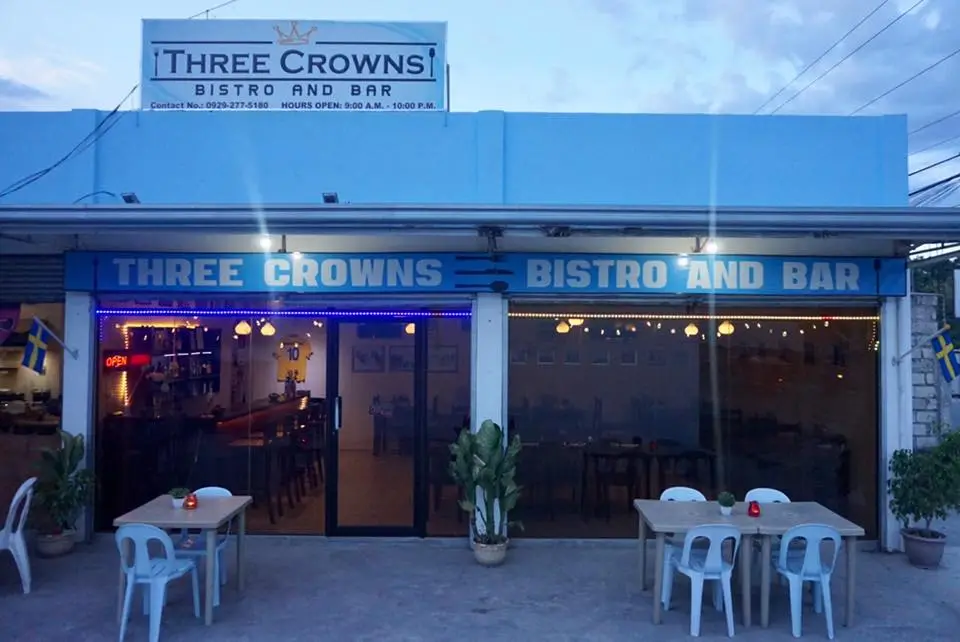 Three Crowns Bistro and Bar, Moalboal, Cebu: A Culinary Delight for Food and Drink Lovers