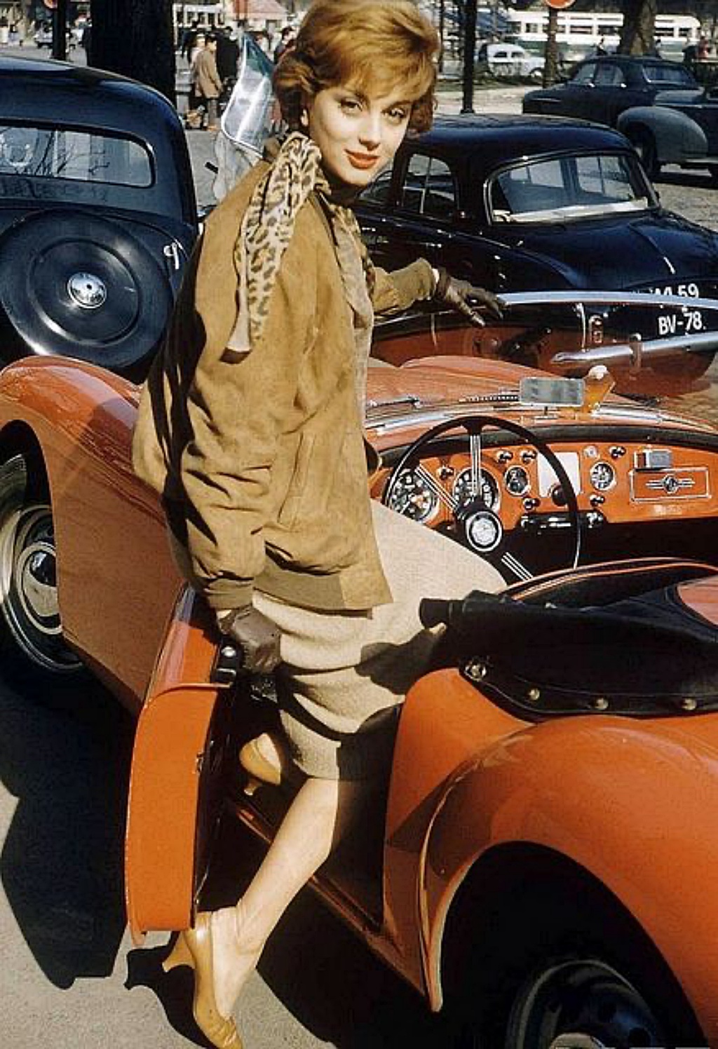 La modelo y actriz francesa Marie-Hélène Arnaud posado para la revista LIFE en | 1967 Loomis Dean:LIFE Magazine