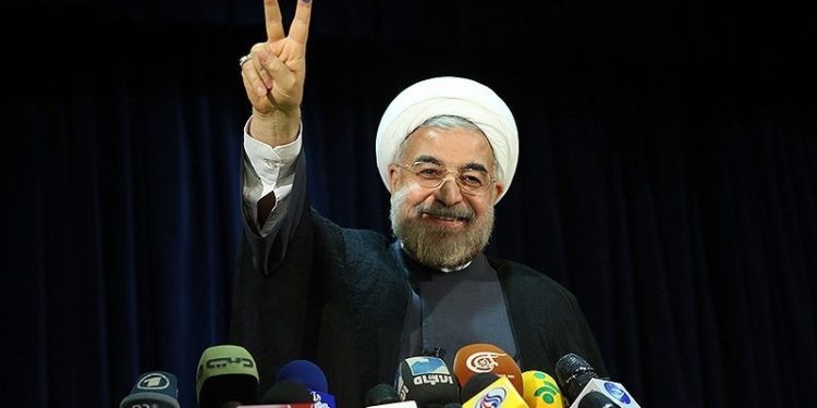 Hassan Rouhani , som har sverget på å ødelegge og utslette Israel, og som arbeider for å skaffe seg atomvåpen, fryder seg over at Trump ikke ble gjenvalgt og at en ny president erstatter ham. Det kan være dårlig nytt for Israel.