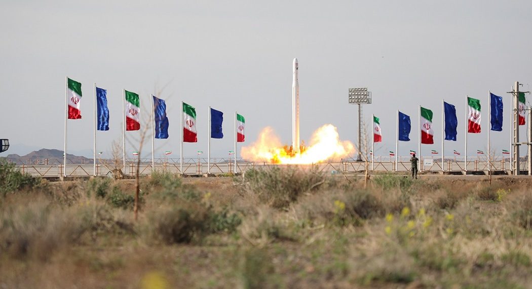 Wikimedia Commons : Firste lansering av First launch of the Qased SLV - april 2020