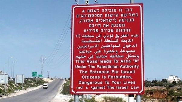 Det kan være livsfarlig for jøder å bevege seg inn i de palestinske territoriene.
