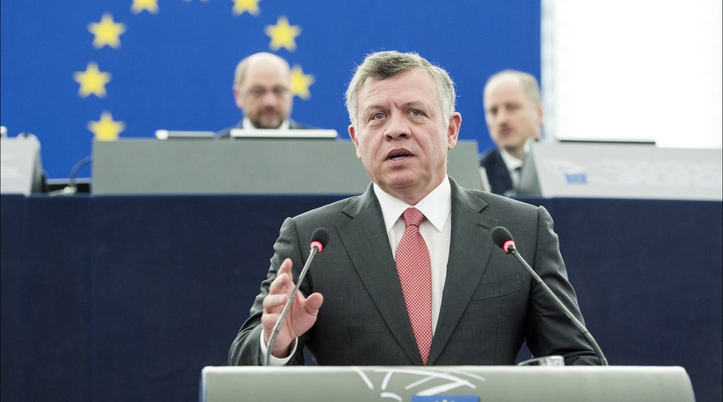 Kong Abdullah II i Europaparlamentet 2015. Foto: European Union 2015 - European Parliament, i Flickr - https://www.flickr.com/photos/european_parliament/16773472141.