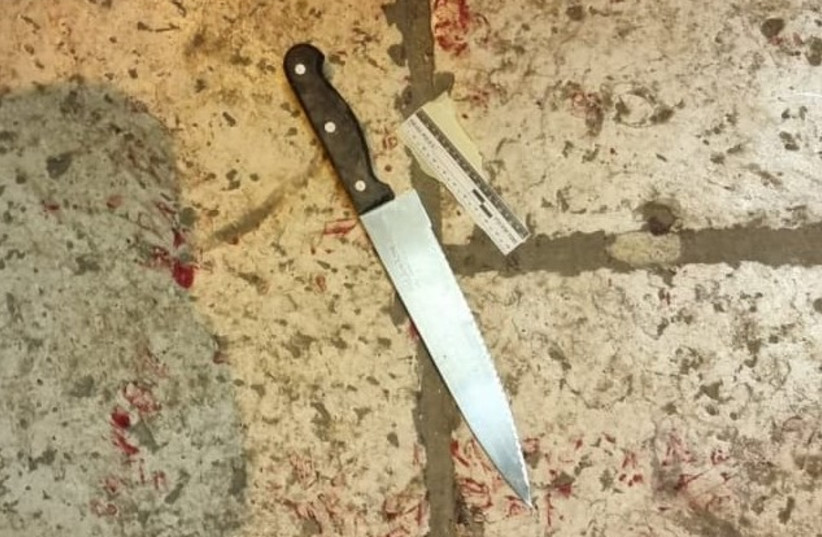 Kniven ble brukt i et palestinsk terrorangrep i Jerusalems gamleby 6. mars 2022. Foto: ISRAEL POLICE SPOKESPERSON'S UNIT.