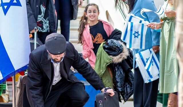 Ukrainske jøder ankommer Israel, 20. februar 2022. Foto: The Times of Israel.