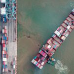 Frachter mit Containern