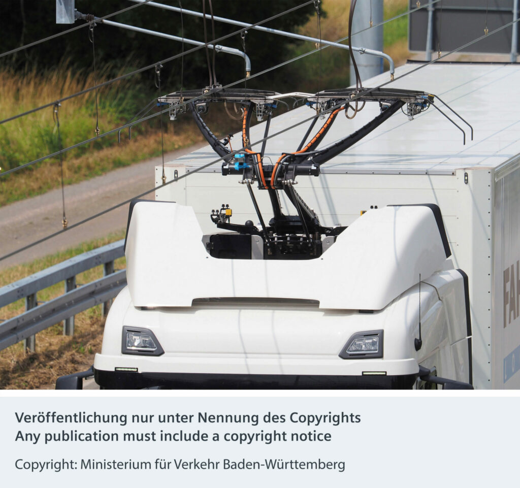 Overhead line truck on an eHighway test field