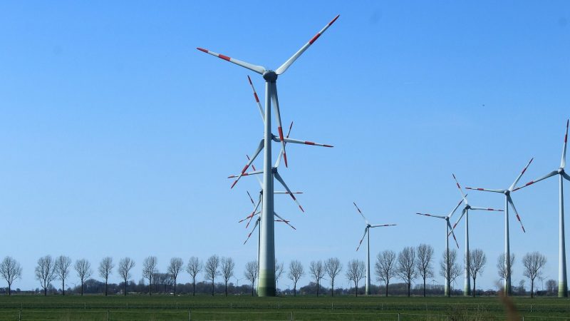 wind-turbines-729493_1920-e1500886327204