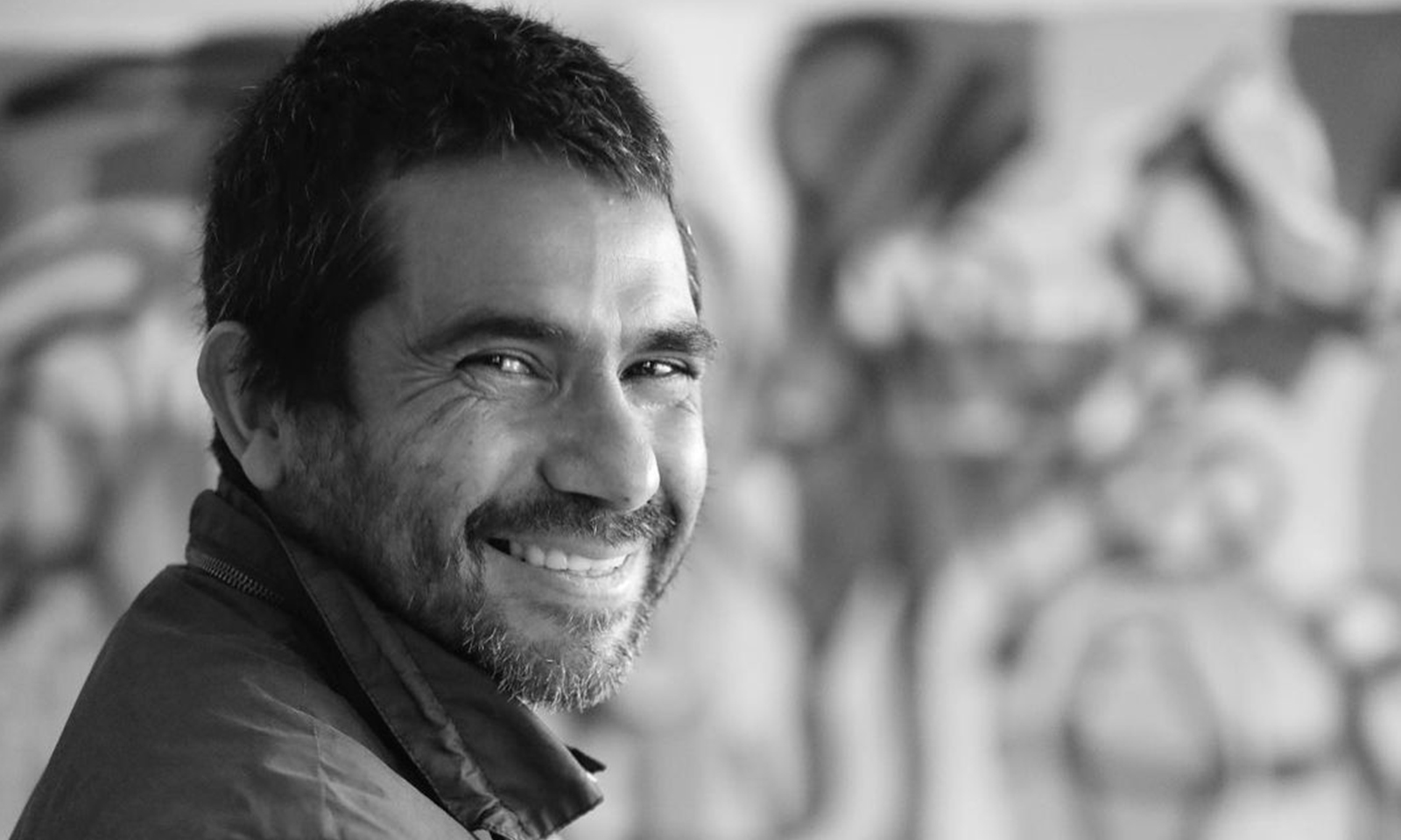 El-artista-plástico-mexicano-Enrique-Pichardo-Quién-es-Descubre-su-talento-y-sumérgete-en-su-obra.