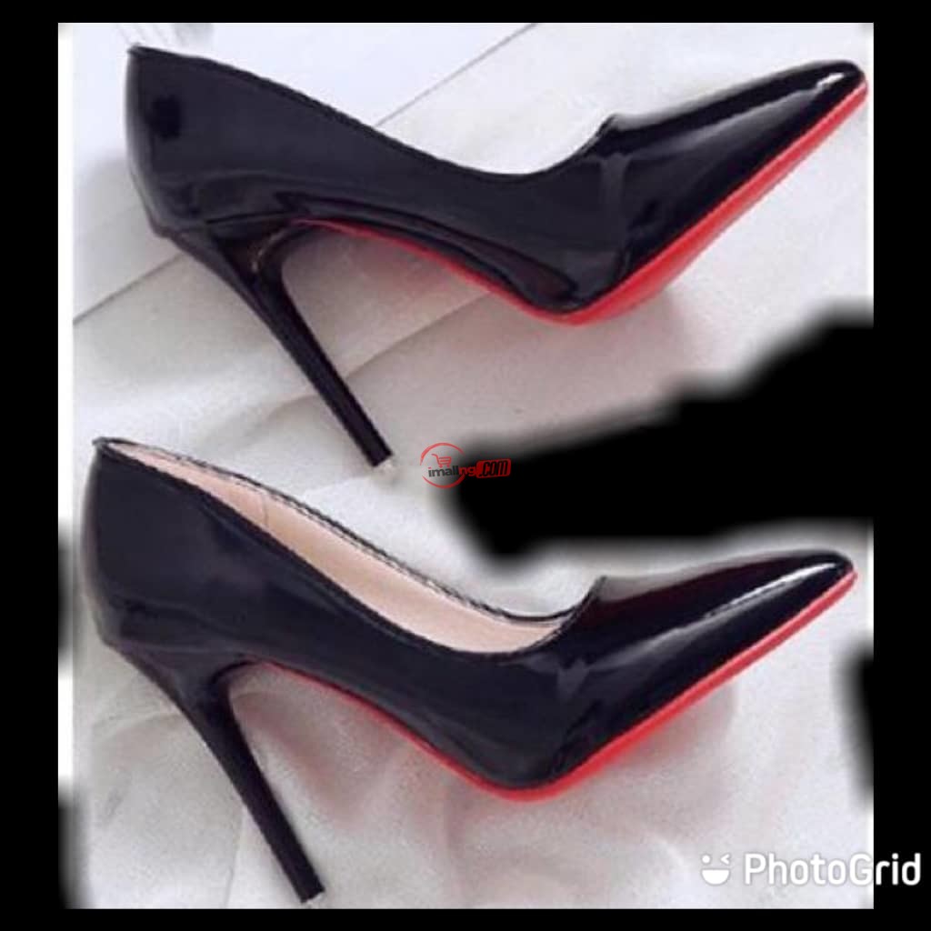 Ladies shoes