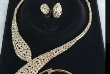 Lovely Gold Costume Jewelry Set