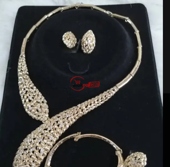 Lovely Gold Costume Jewelry Set