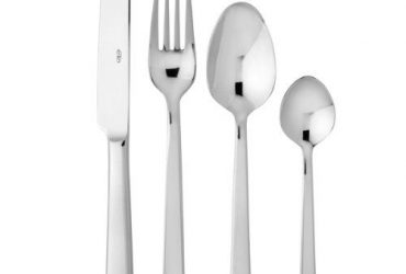 24 Piece Cutlery Set