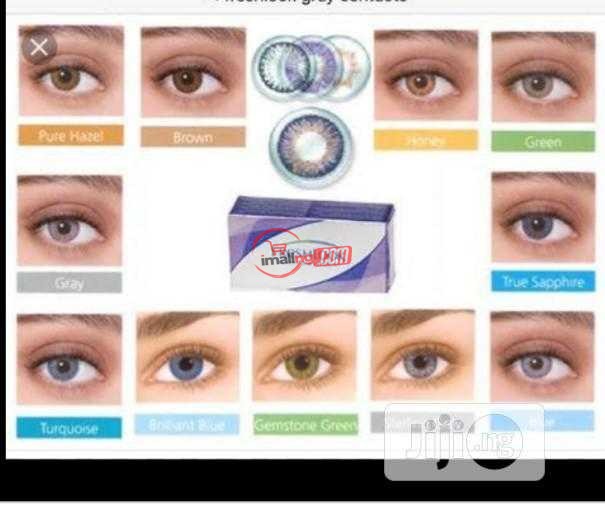 Freshlook contact lens