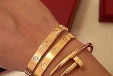 Cartier hand bracelet (for ladies).