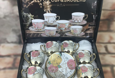 12 PCs cups and saucers