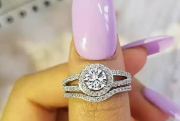 Luxury Wedding And Engagement Ring