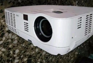 Sharp NEC Projector