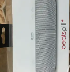 Apple Beats Pill +