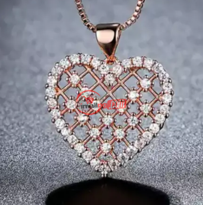 High Quality Necklace Chain With Rhinestones Love Pendant