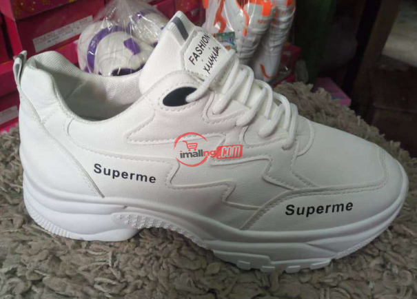 Supreme Unisex sneakers