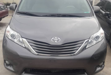 2011 Toyota Sienna Automatic Foreign Used