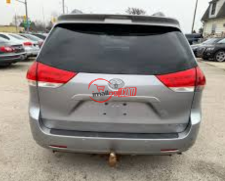 2011 Toyota Sienna Automatic Foreign Used