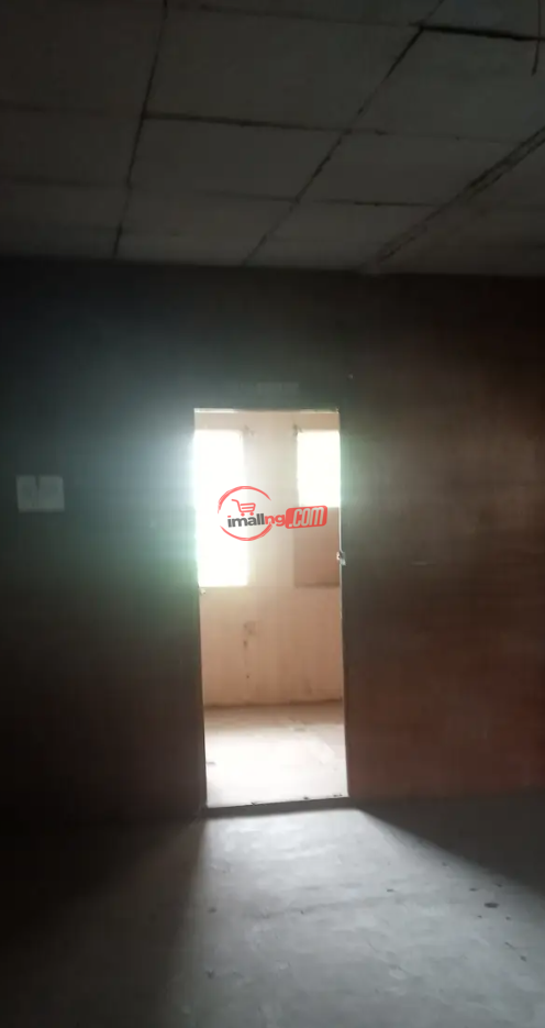 Big Office Space For Rent At Main Alagbaka,Akure