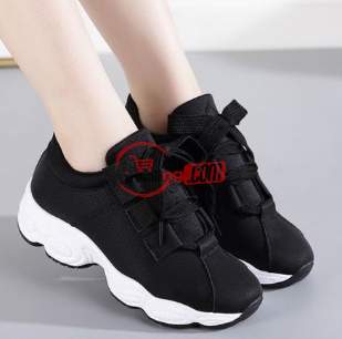 Ladies Sneaker-Black