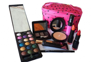 Makeup For Me Classic Makeup Complete Kit