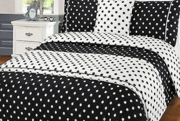 complete set of bedding